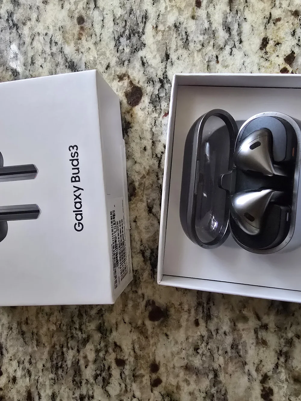 Samsung Galaxy Buds3 Wireless Earbuds with Charging Case - Black